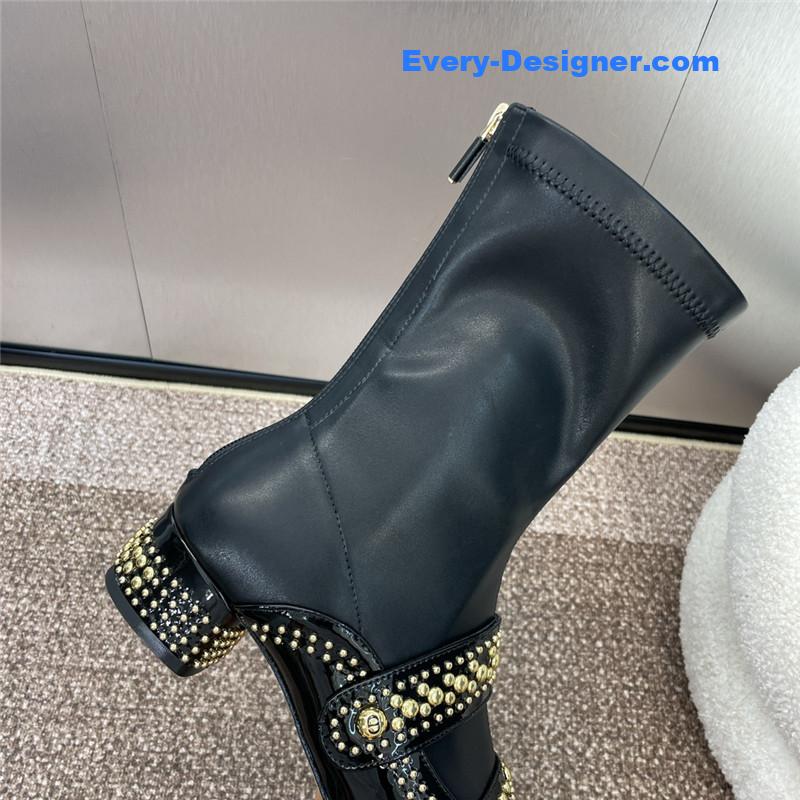 D10r women’s belle-d heeled ankle boot in black