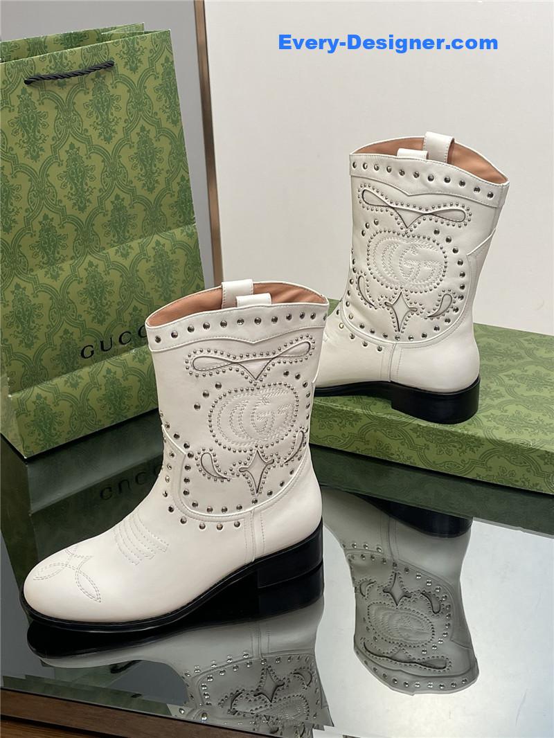 Gvc*1 gg embroidered studded ankle boots