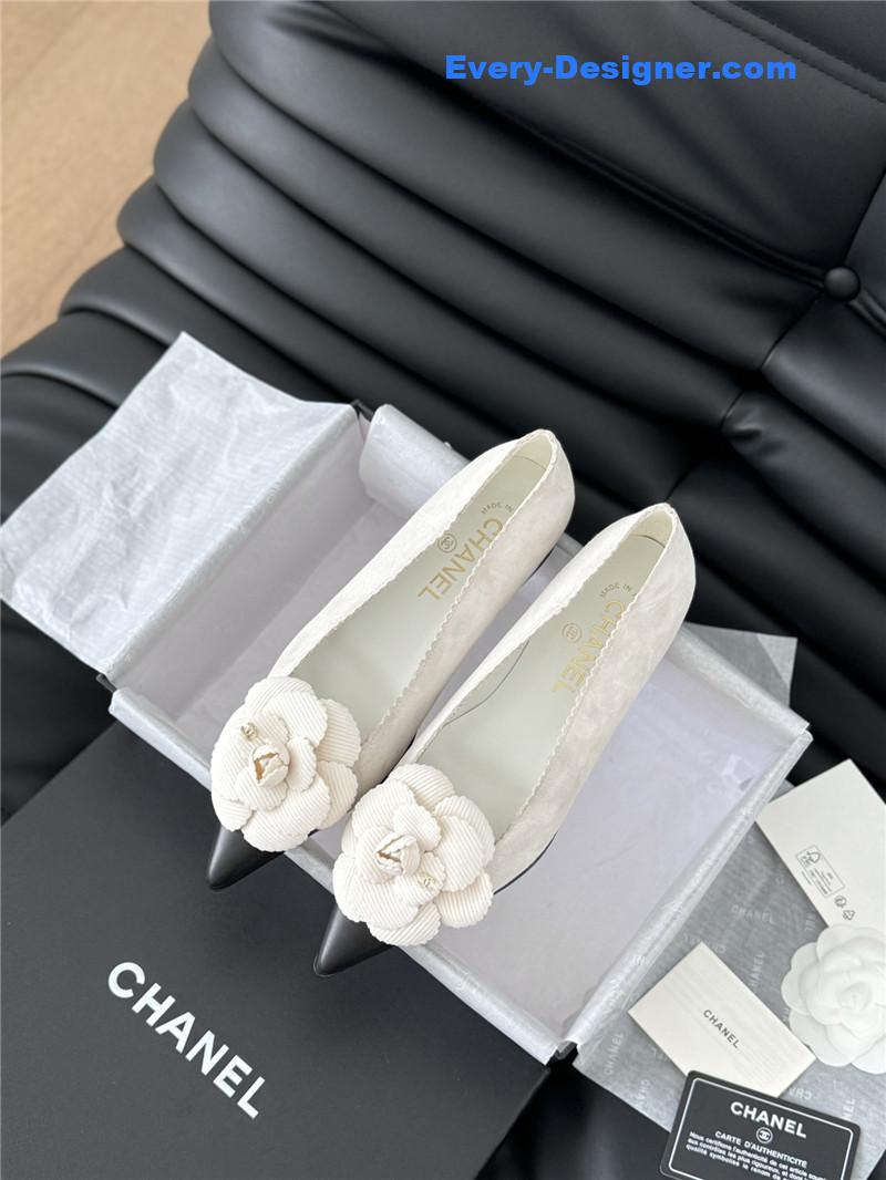 Ch**el camellia white suede flat pumps