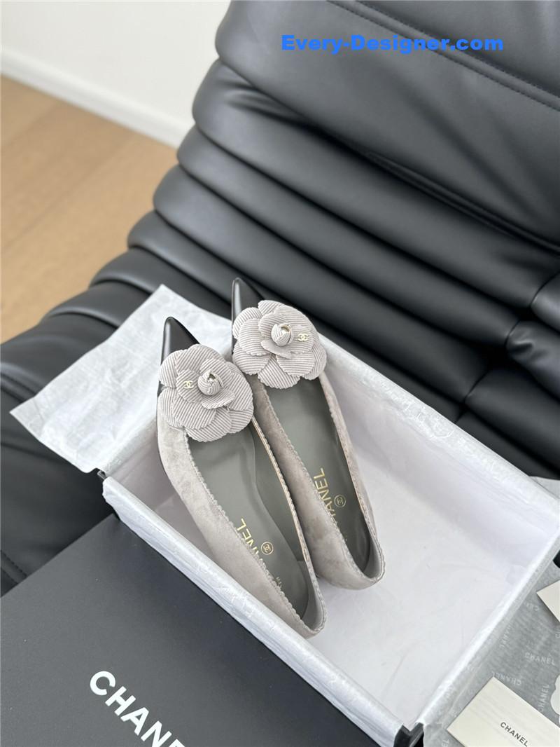 Ch**el camellia grey suede flat pumps