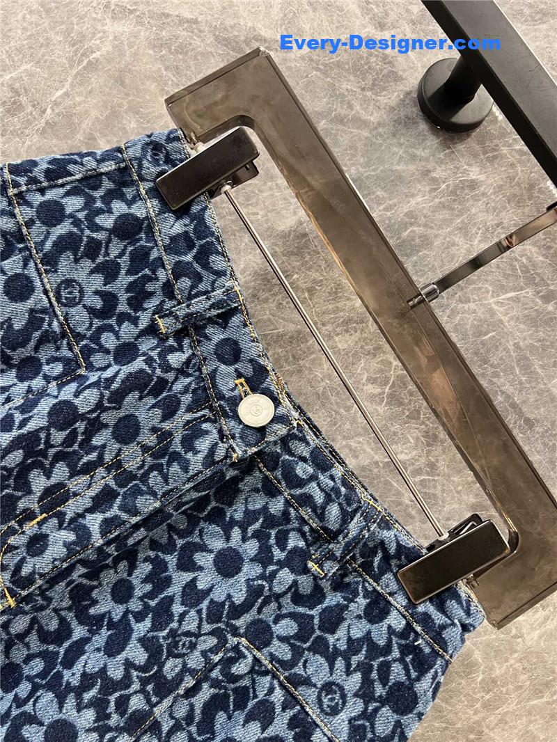 Ch**el floral logo print denim a-line shorts replicas clothes