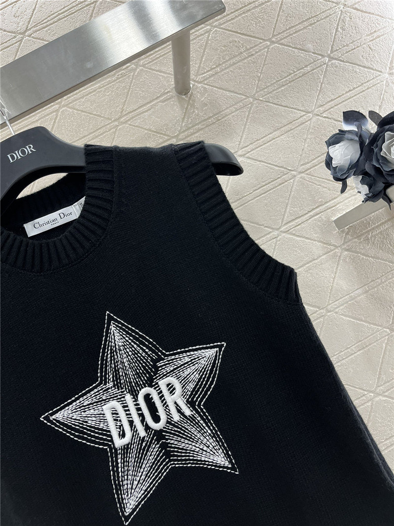 D10r D10ralps sleeveless wool top black