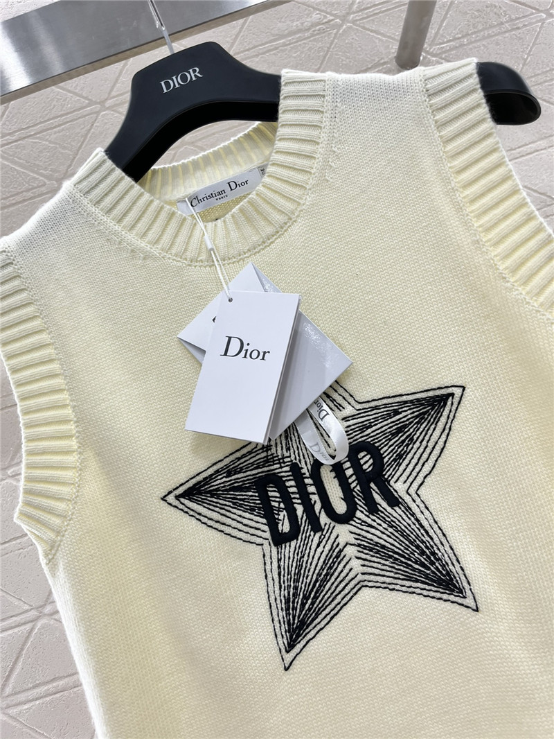 D10r D10ralps sleeveless wool top ivory