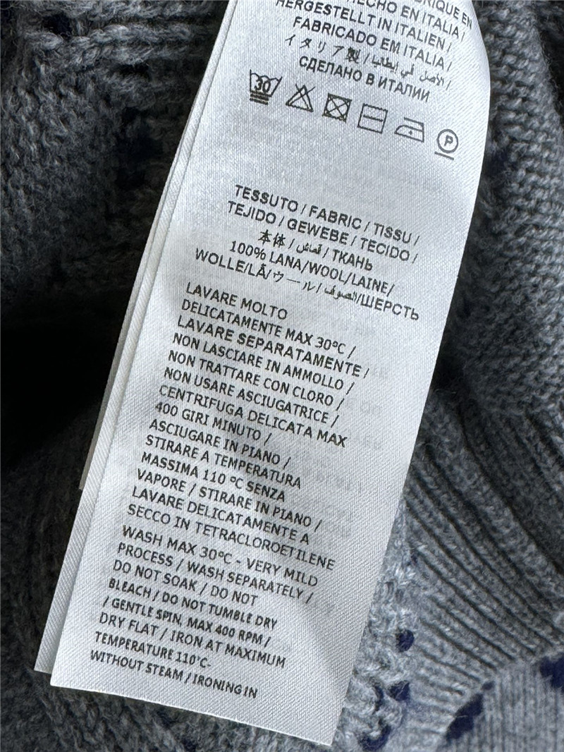 Gvc*1 logo-intarsia wool cardigan grey/blue
