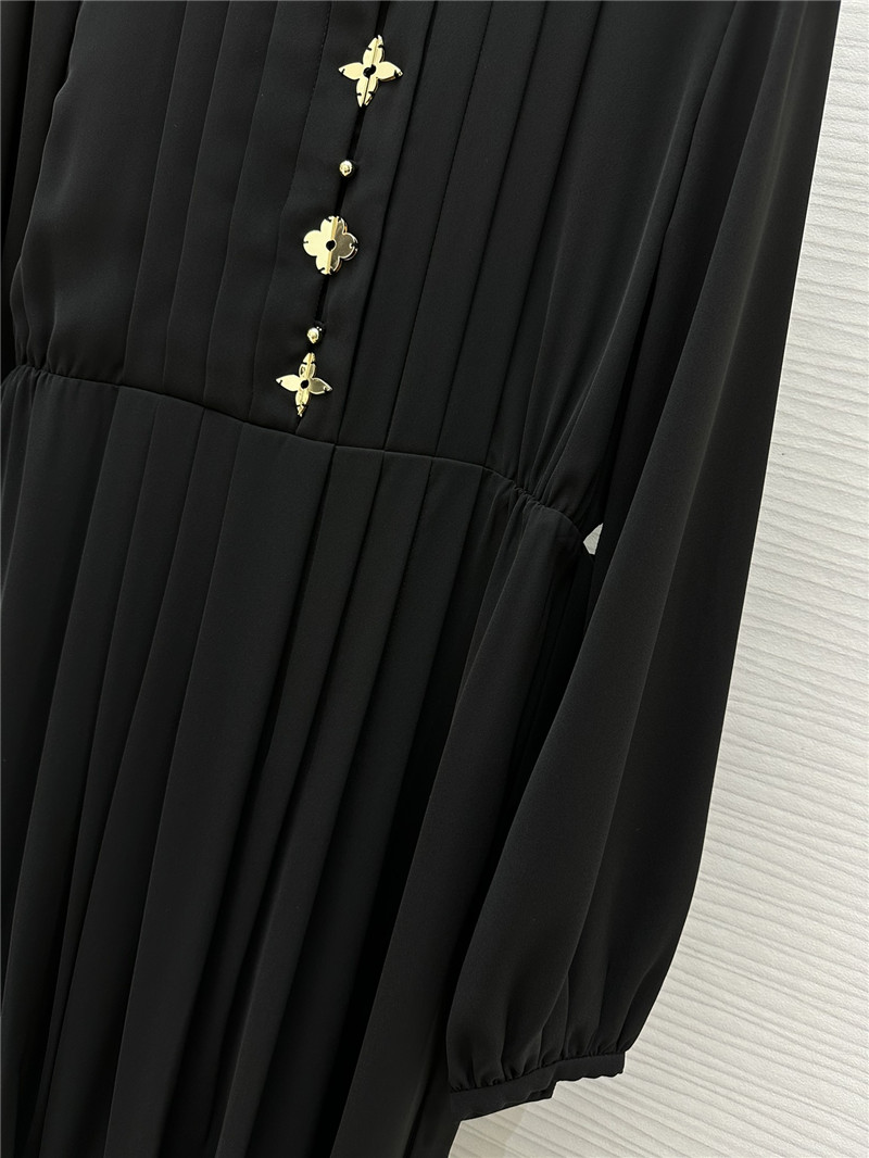 l0vis Vvtt0n lv long sleeve dress replica designer clothes