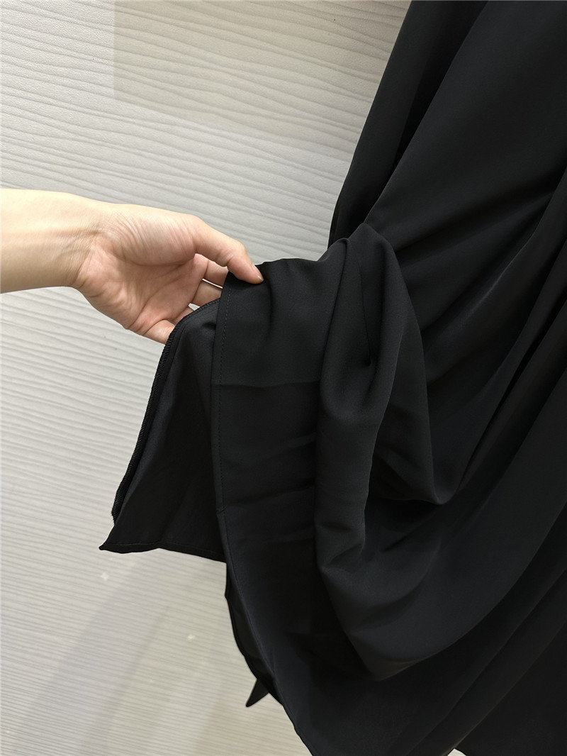 l0vis Vvtt0n lv long sleeve dress replica designer clothes