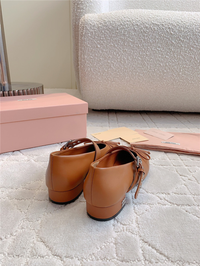 Miu Miu 25 Leather Mary Jane Pumps Brown