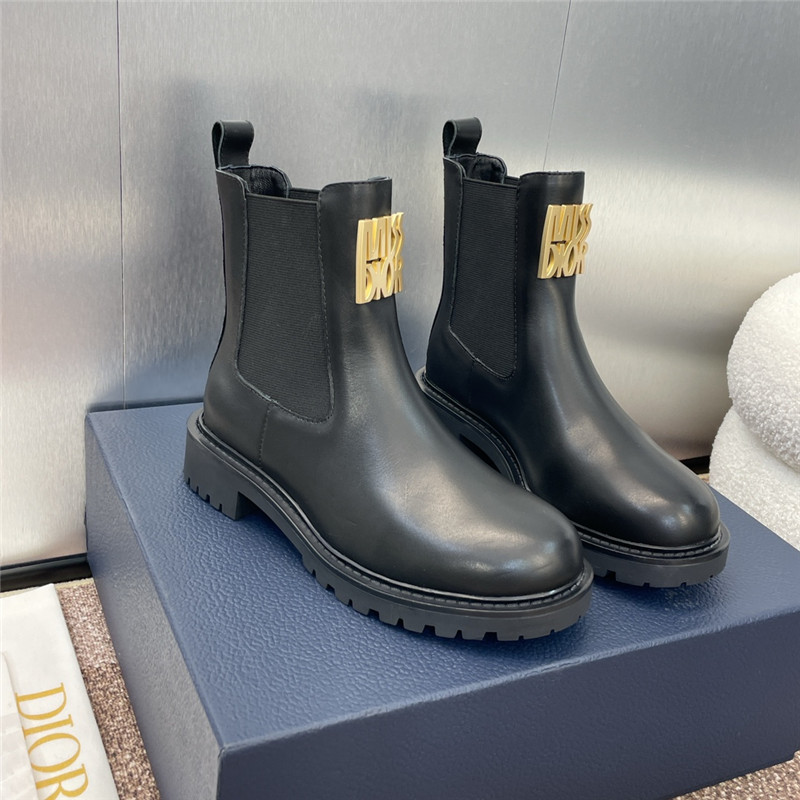 D10r logo calf leather chelsea boots