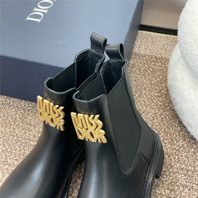 D10r logo calf leather chelsea boots