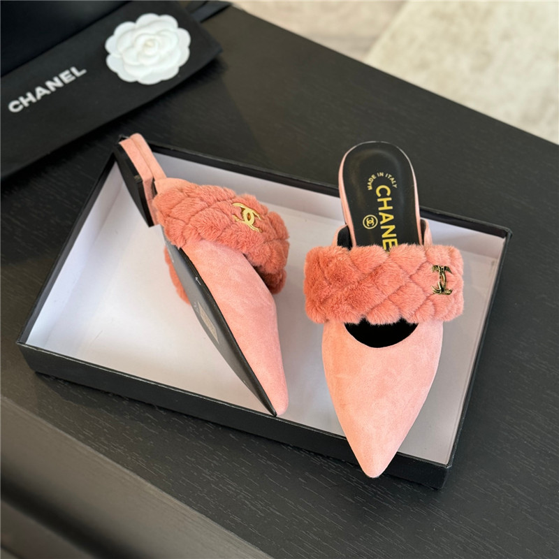 Ch**el fur strap pointed flat mule pink suede