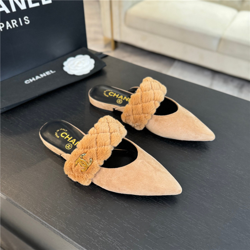Ch**el fur strap pointed flat mule beige suede