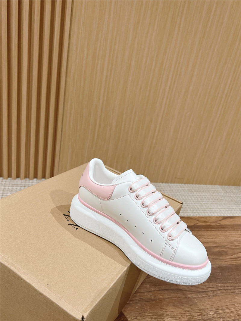a1exa*der Mcqv*en white oversized sneakers