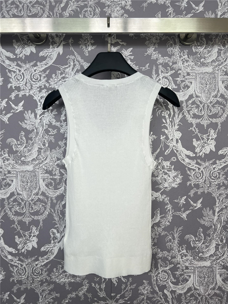 Ch**el jacquard crochet knitted vest in white