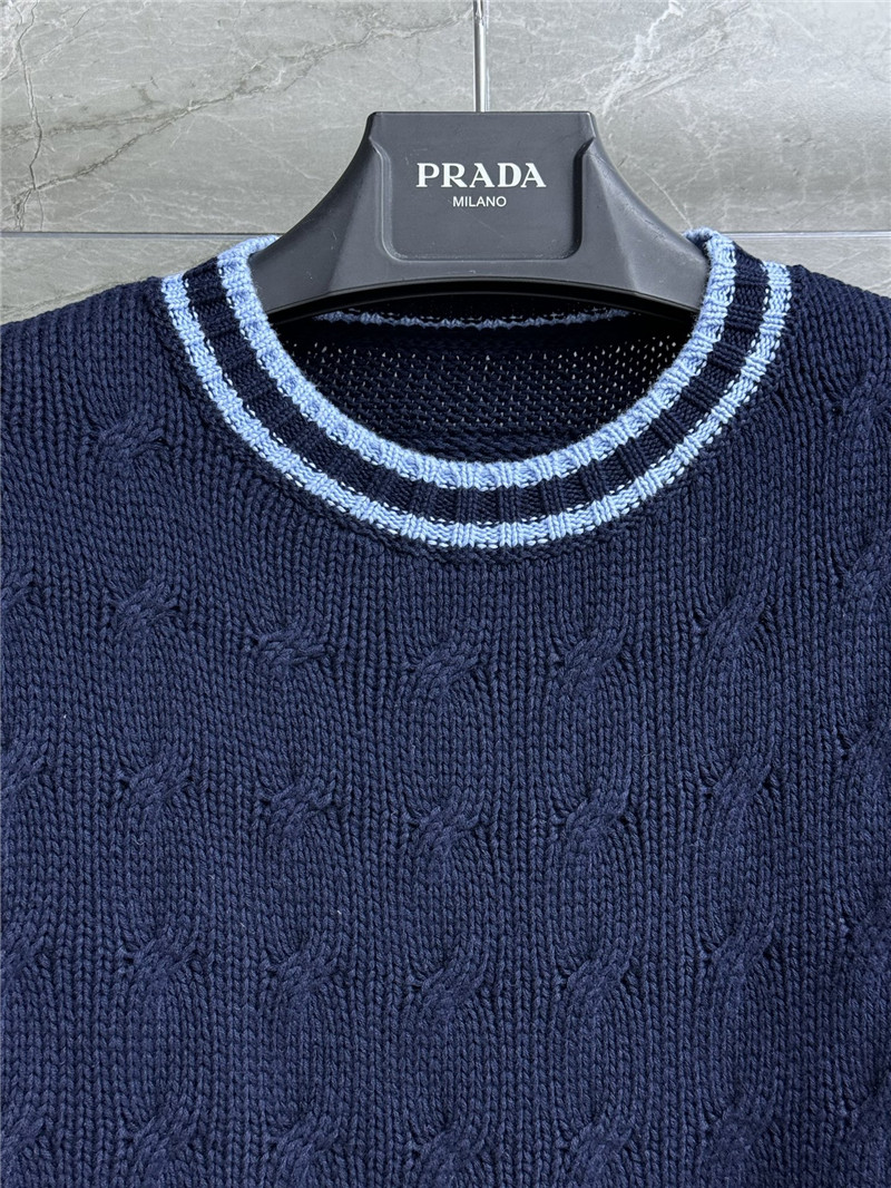Pra*a cropped cotton cable-knit sweater navy