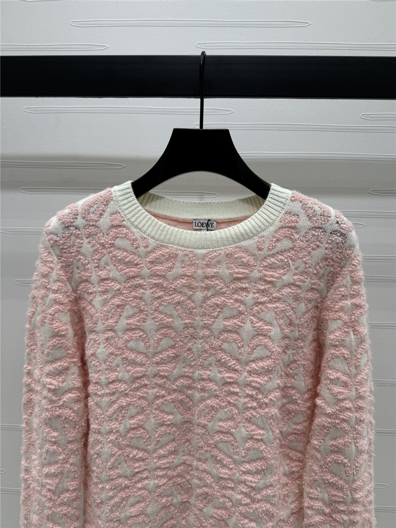 L0ew* anagram knit sweater in pink/white