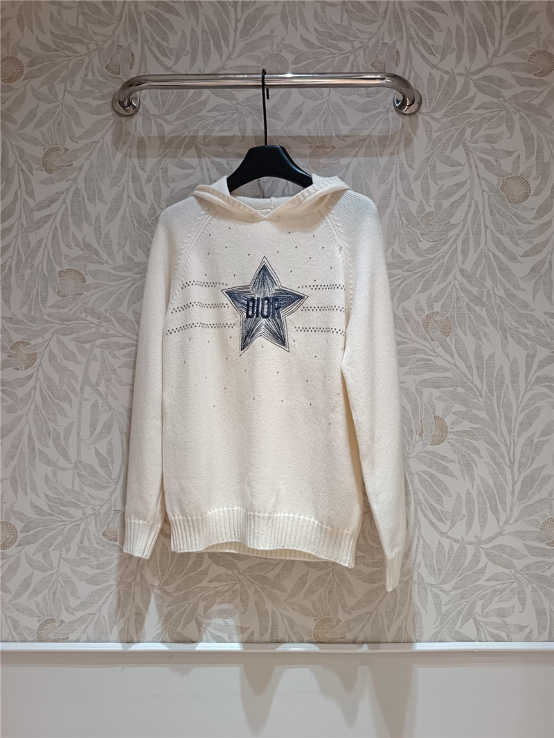 D10r embroidered wool hooded sweater ivory