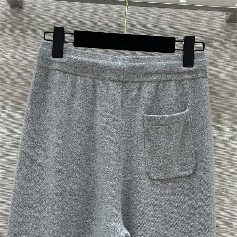 L0r0 P1ana elegant cashmere suit replica clothing sites