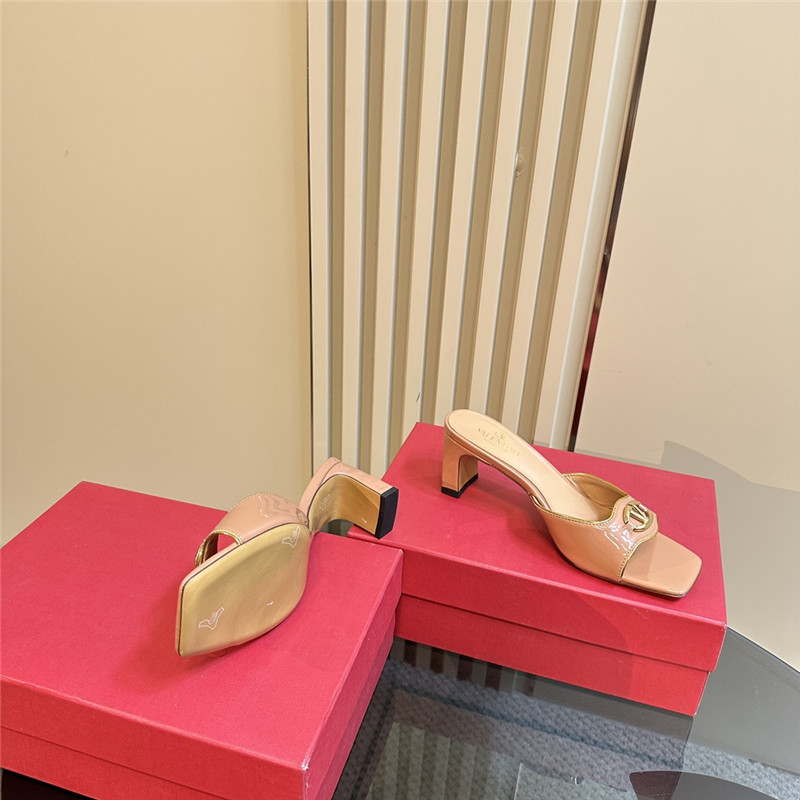 Va1e*ntin0 vlogo locker mules in nude pattern leather