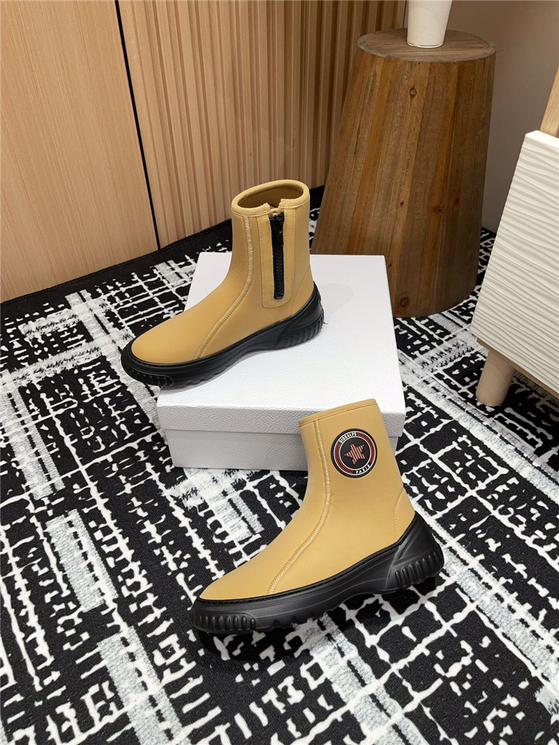 D10r brown stretch knit logo ankle boots