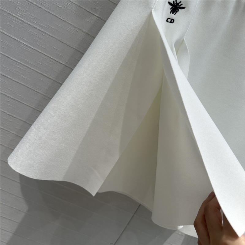 D10r slit skirt