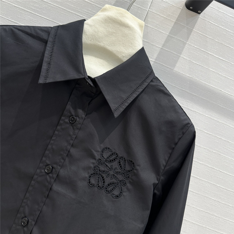 L0ew* embroidered cropped shirt