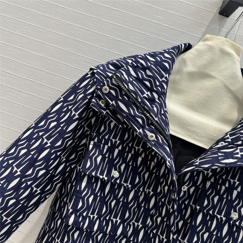 D10r short jacket