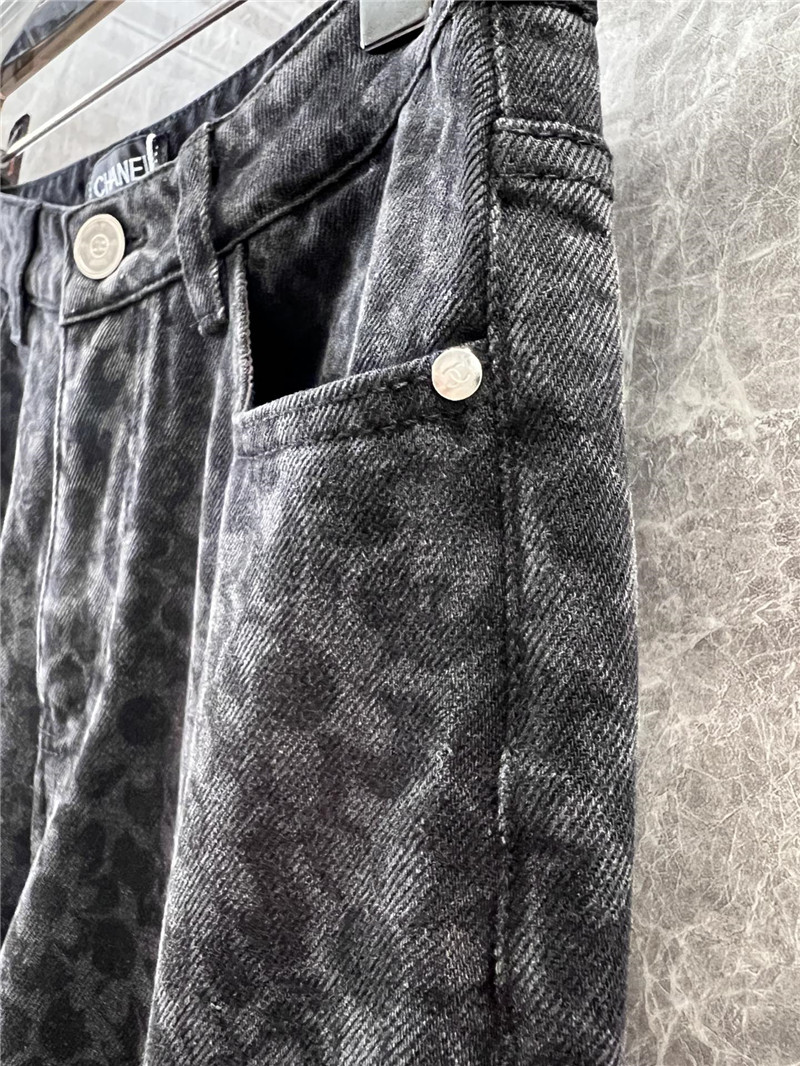 Ch**el denim jeans