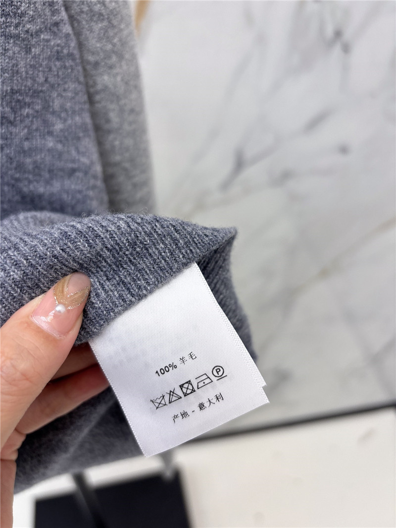 Vanitoo Logo-Intarsia Knit Hoodie Navy/Grey