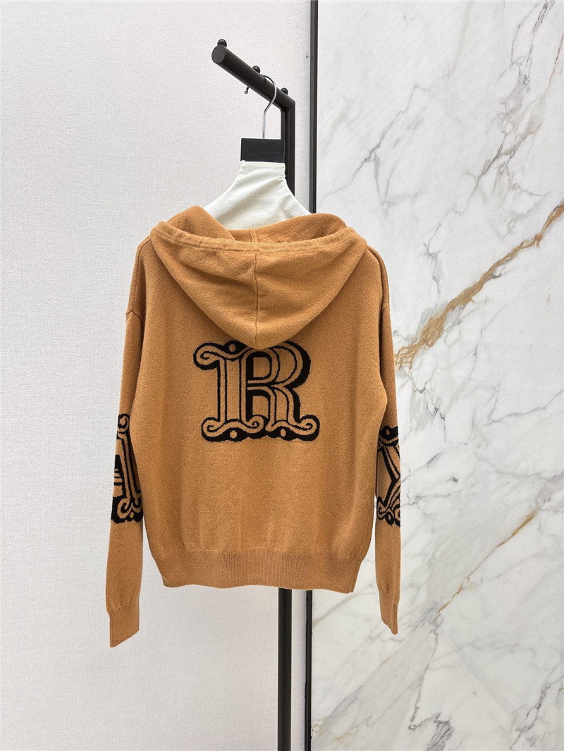 Vanitoo Logo-Intarsia Knit Hoodie in Yellow