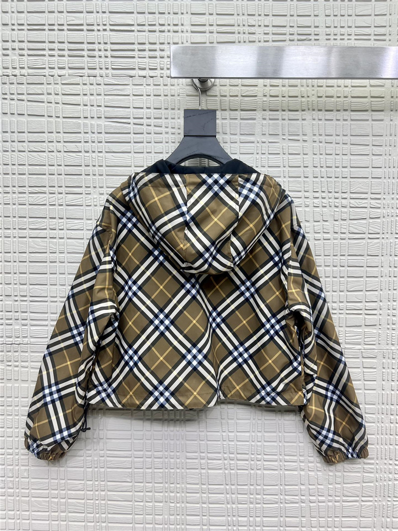 Bv*b*rry check jacket
