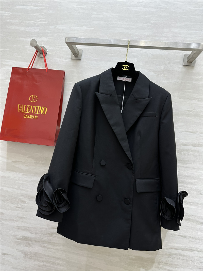 Va1e*ntin0 suit jacket