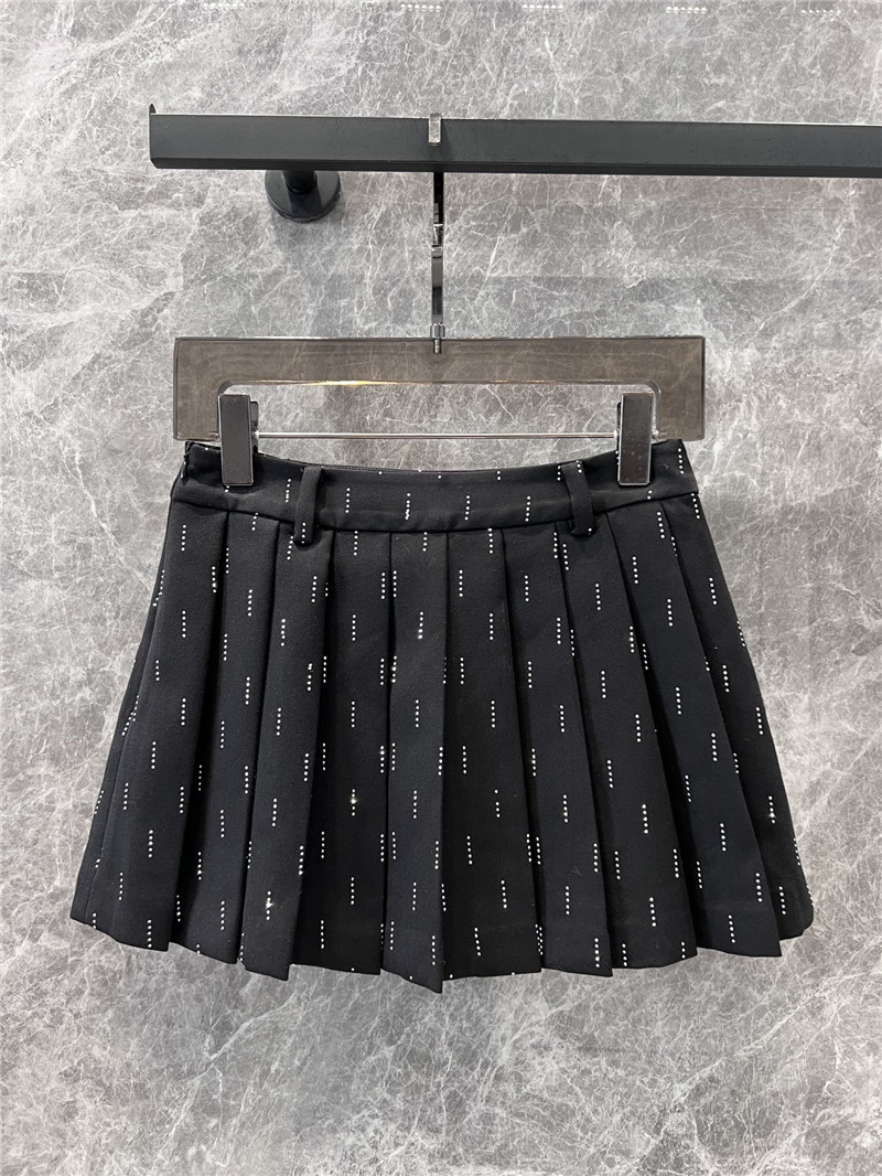 M1um1u rhinestone pleated skirt