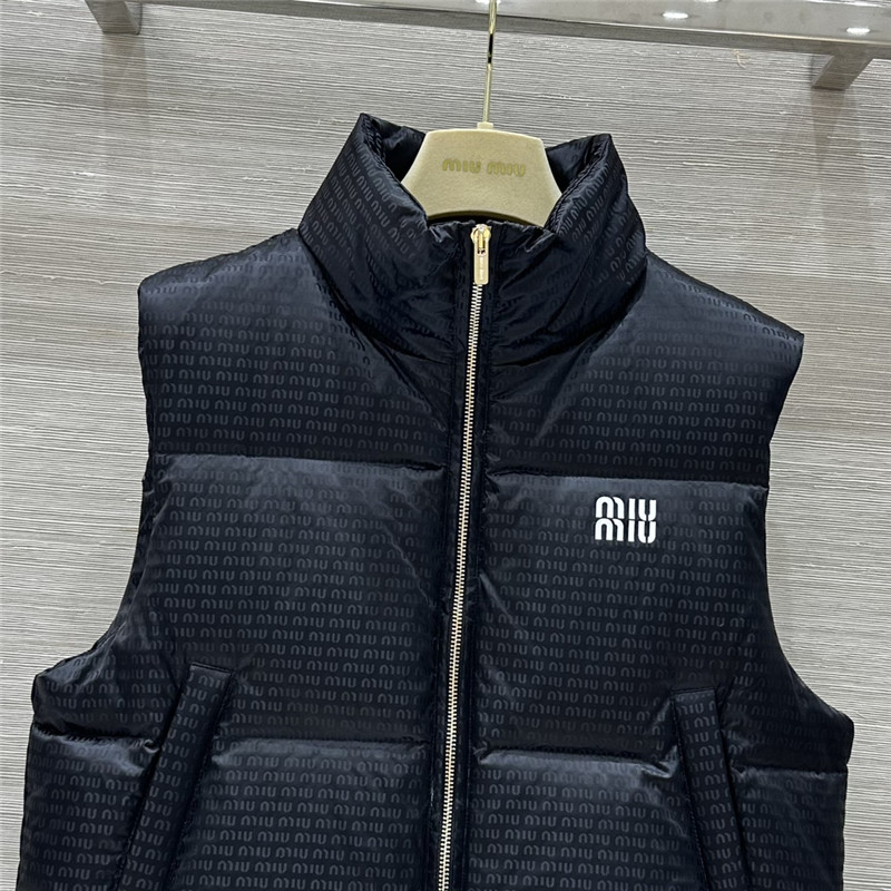 M1um1u jacquard down vest