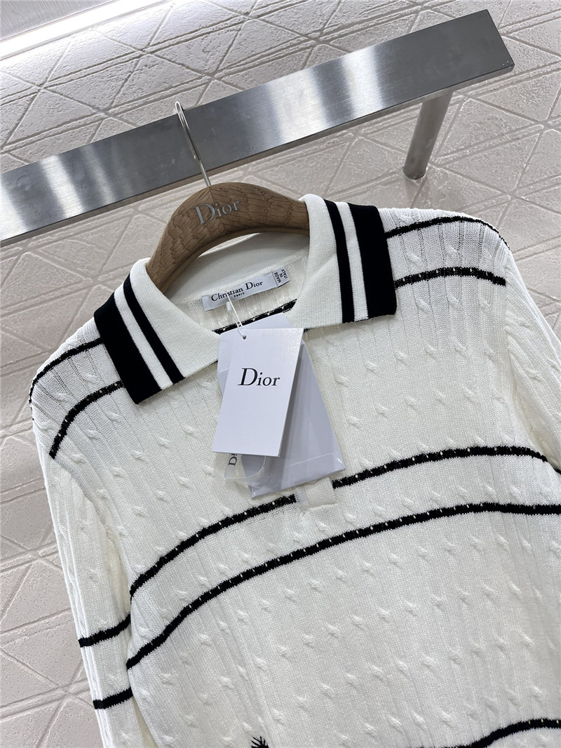 D10r stripe intarsia knit polo sweatshirt in white