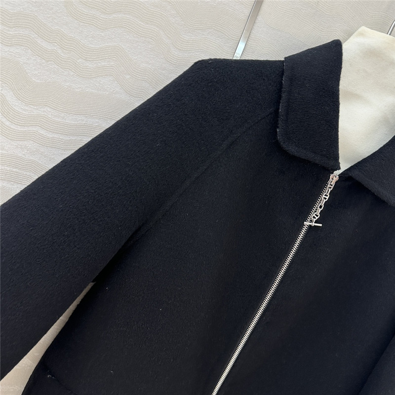 H**me5 cashmere jacquard coat