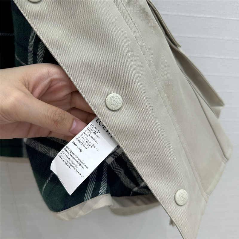 L0ew* khaki trench coat