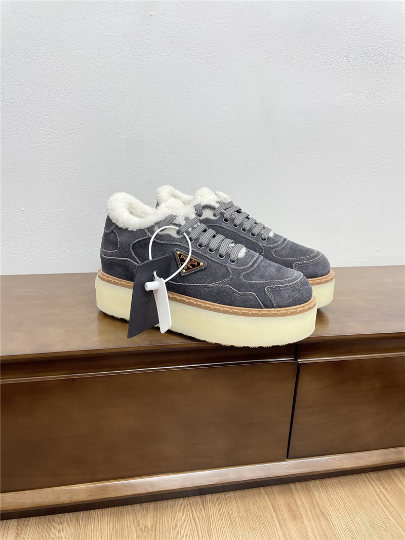 Pra*a winter platform suede sneakers brown