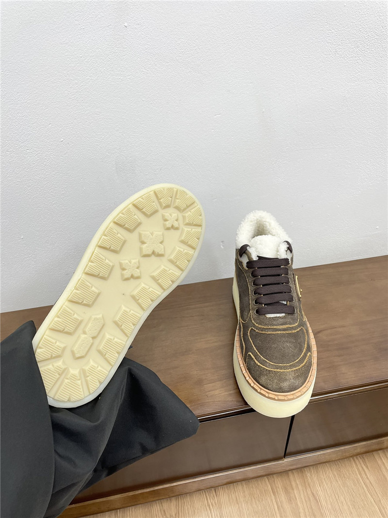 Pra*a winter platform suede sneakers