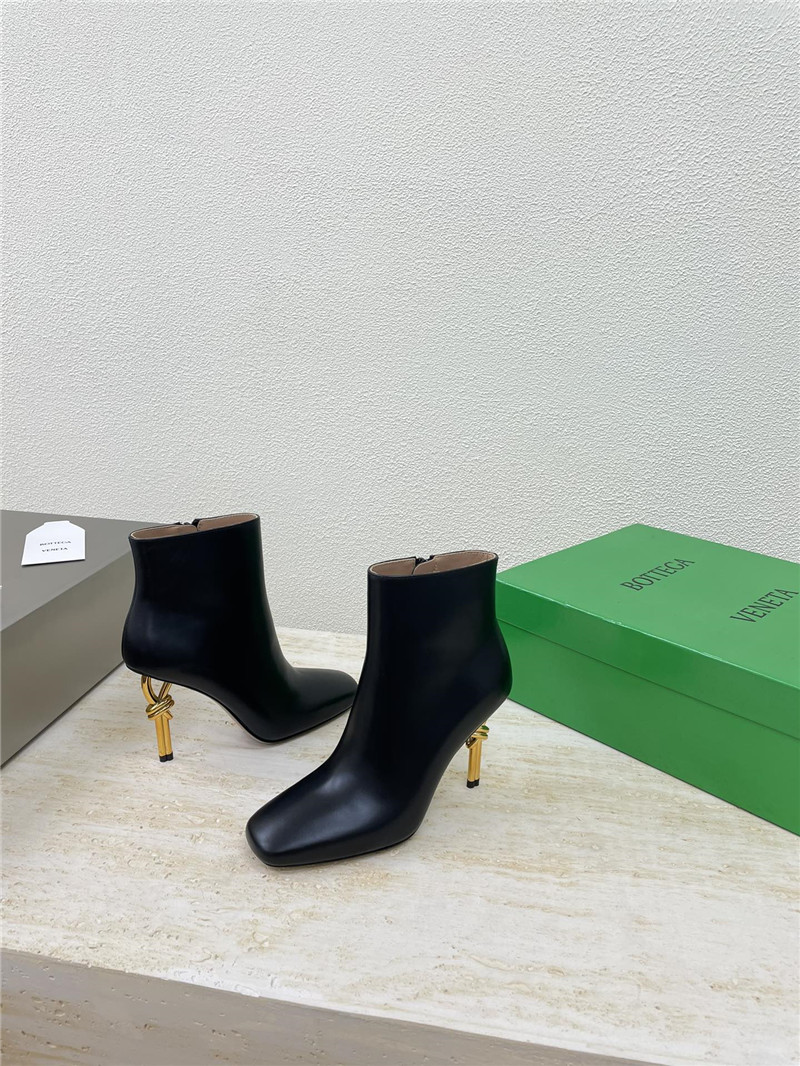 b0tt*ga Ven*ta 90mm sculpted heel ankle boots