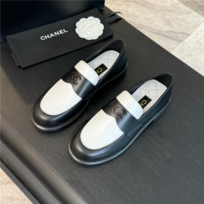 Ch**el black/white shiny lambskin moccasin loafers
