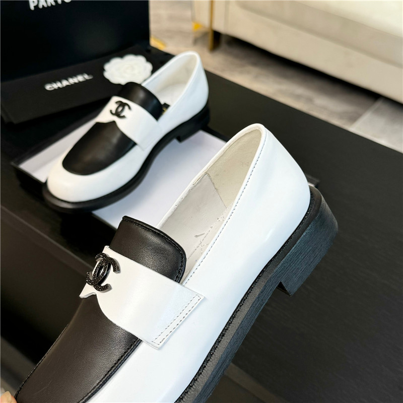Ch**el white/black shiny lambskin moccasins loafers