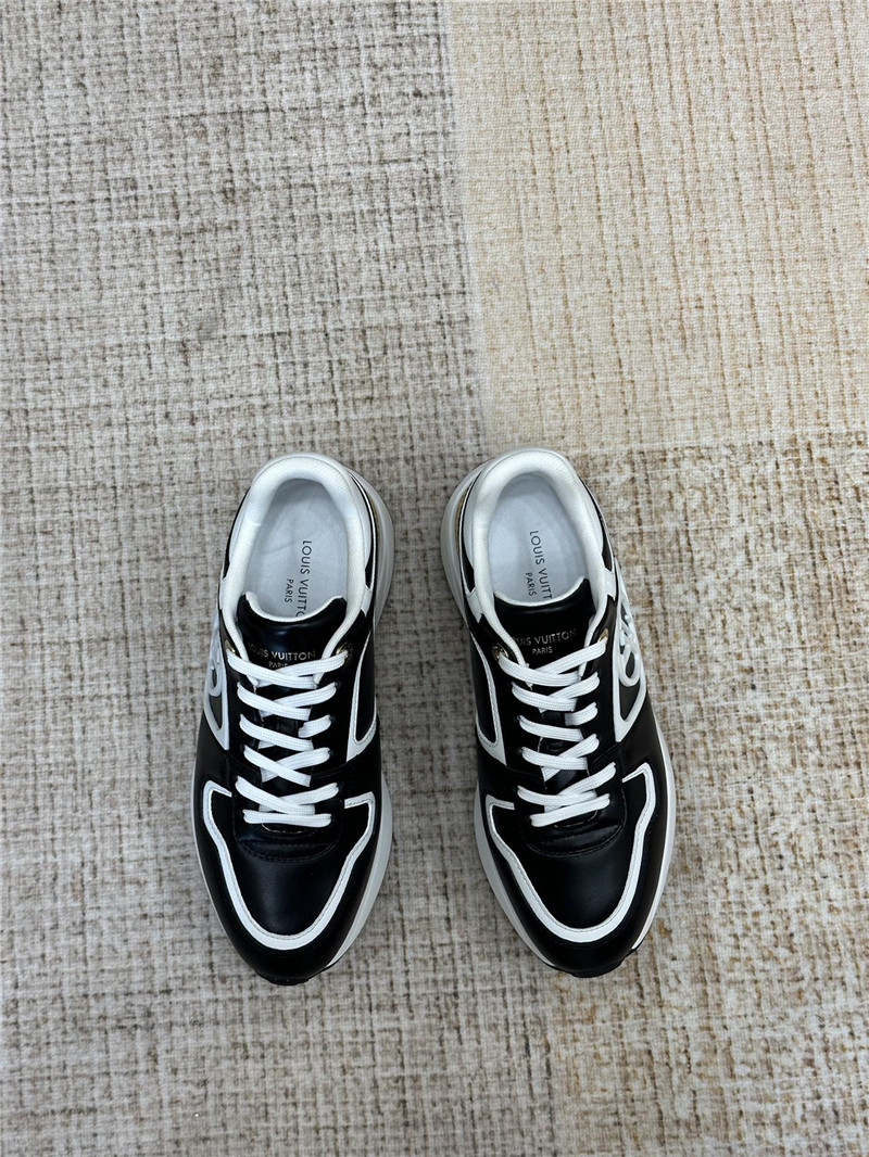 l0vis Vvtt0n neo run away sneakers black