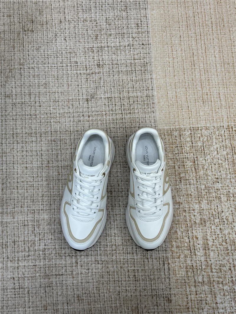 l0vis Vvtt0n neo run away trainers beige white