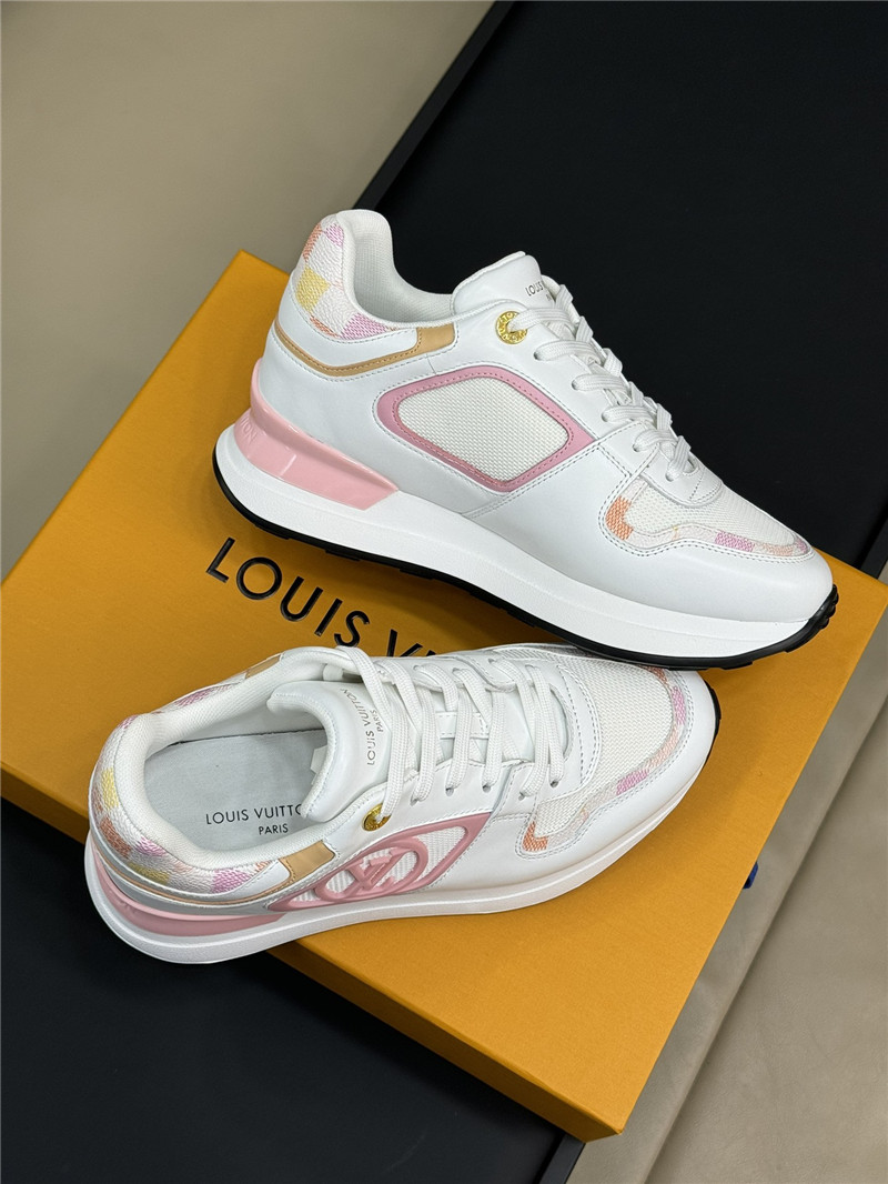 l0vis Vvtt0n run away sneakers