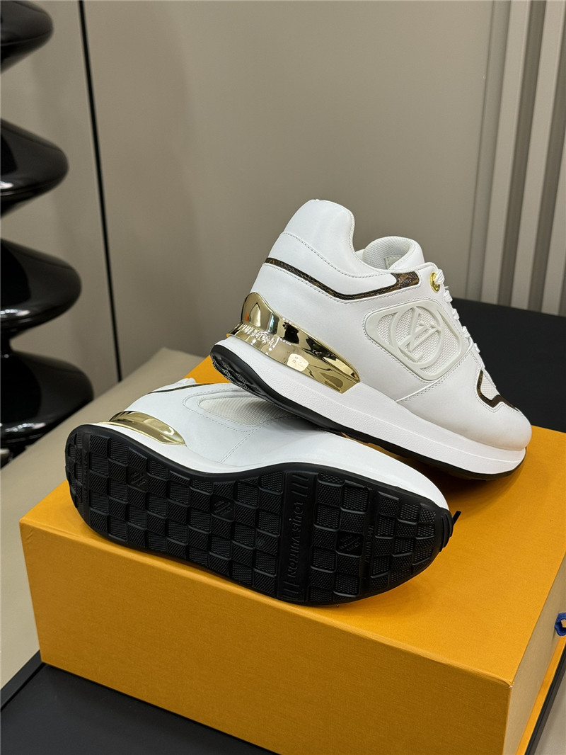l0vis Vvtt0n lv neo run away sneaker white