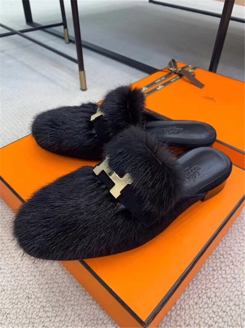H**me5 paris loafer slippers in black suede mink