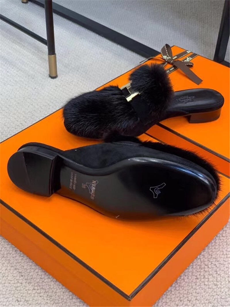 H**me5 paris loafer slippers in black suede mink