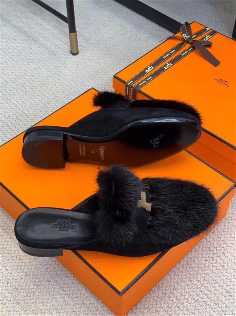 H**me5 paris loafer slippers in black suede mink