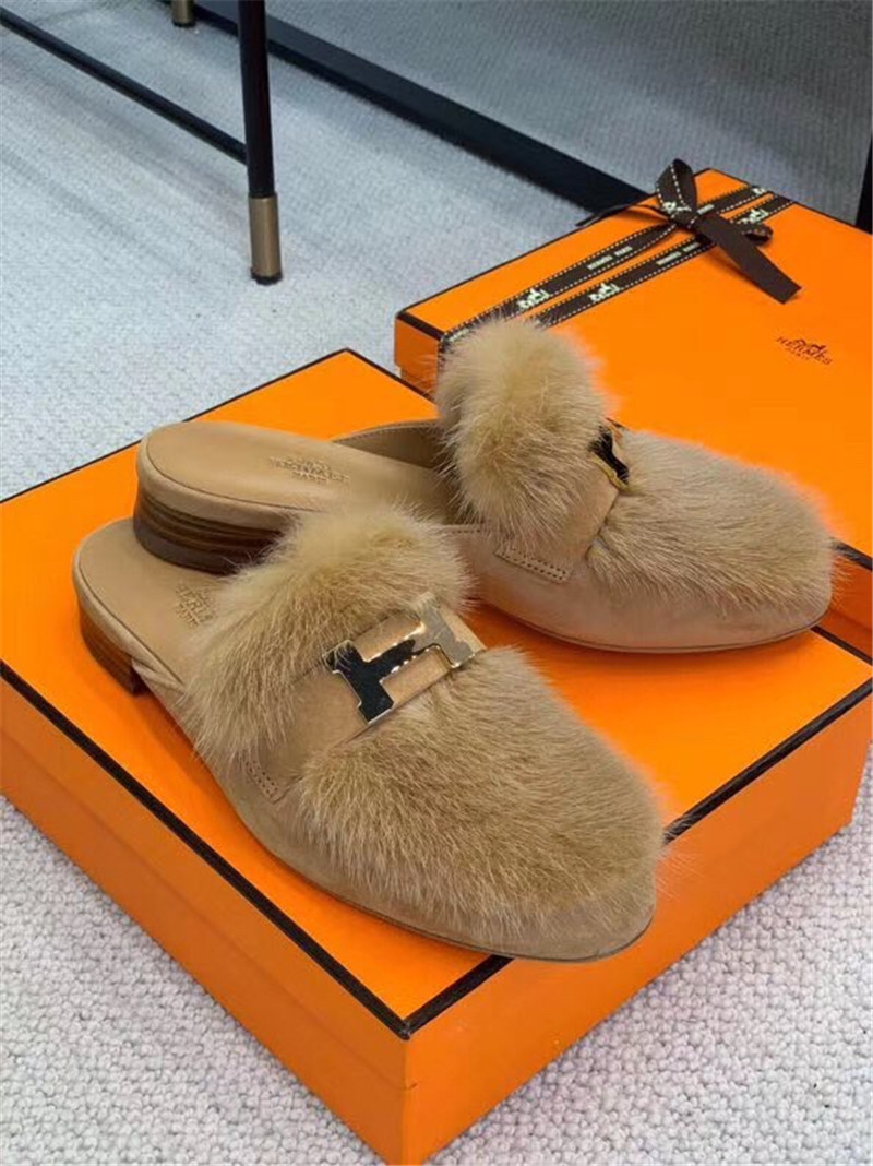 H**me5 paris loafer slippers in beige suede mink