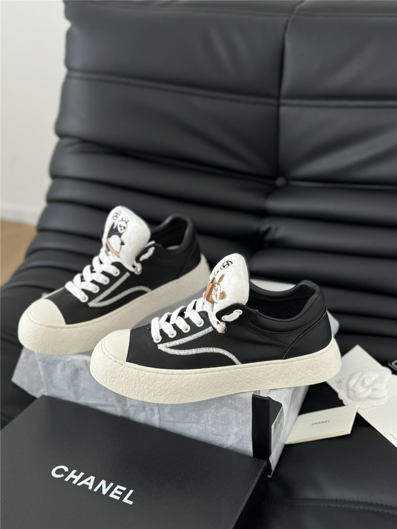 Ch**el lace up low top sneakers